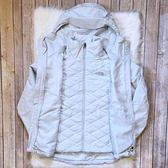 The North Face Women’s Carto TriClimate 3 In 1 Jacket In Tin Grey - Picture 4 of 8